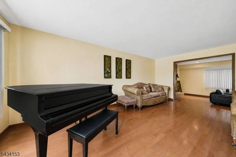 Photo of 1 Winchester Dr
