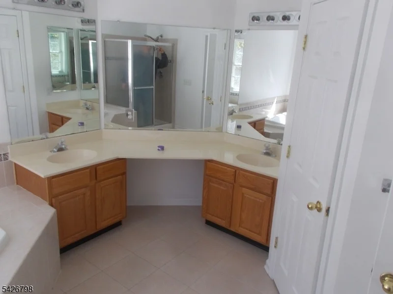 Photo of 11 Shadow Hill Way