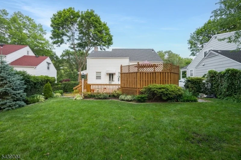 Photo of 31 Briant Pkwy