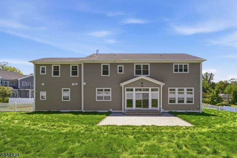 Photo of 2 Wingate Dr