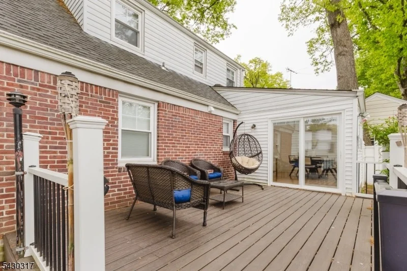 Photo of 382 Martin Rd