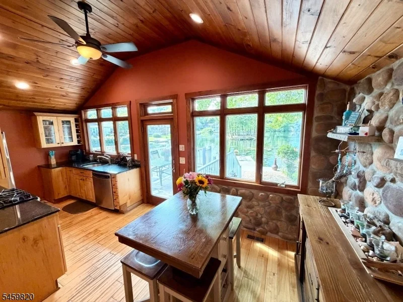 Photo of 83 Sunset Trl