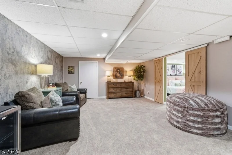 Photo of 25 Timber Ln