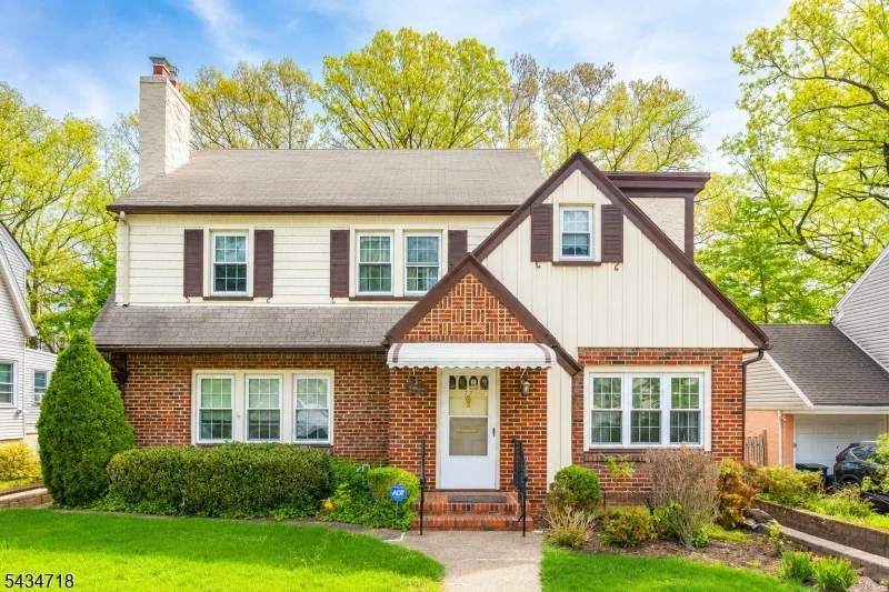 Photo of 27 Glen Rd