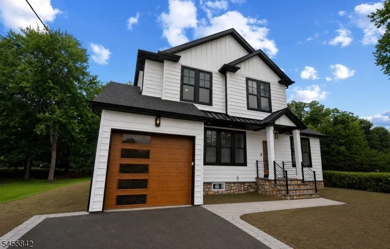 Photo of 41 Lefke Ln