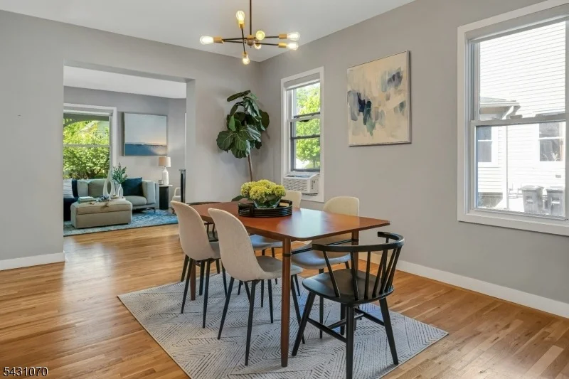Photo of 18 Gardiner Pl