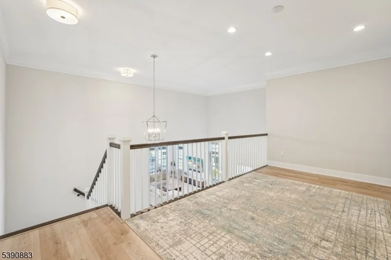 Photo of 30 Juniper Ct