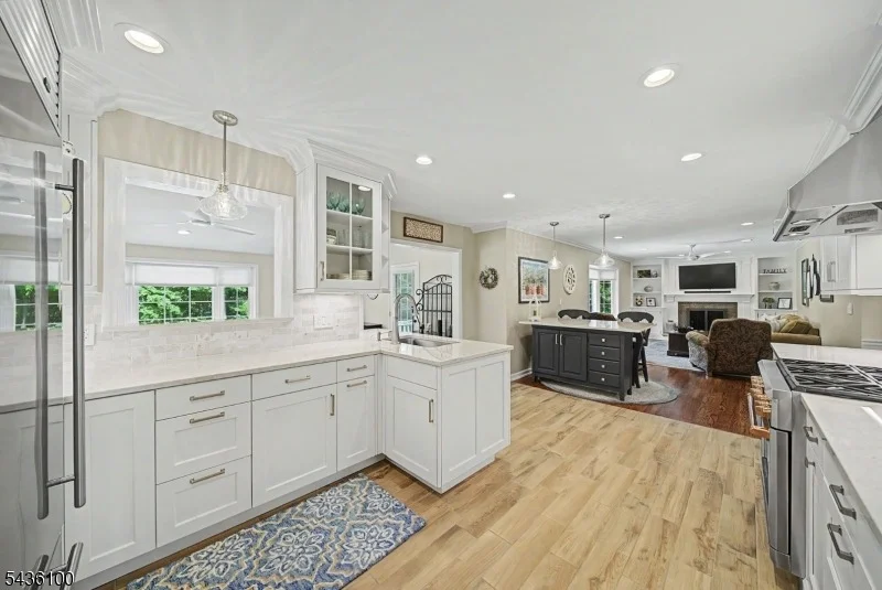 Photo of 13 MABRO DRIVE