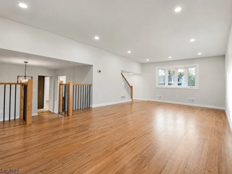 Photo of 13 Patton Dr
