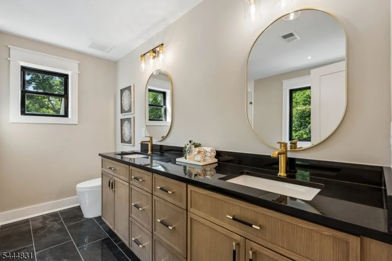 Photo of 122 Stanmore Pl