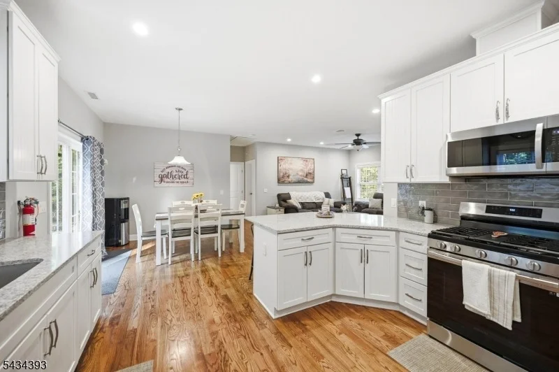 Photo of 461 Westbrook Rd