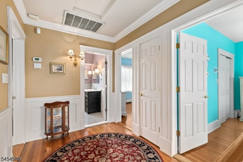 Photo of 252 Springfield Ave