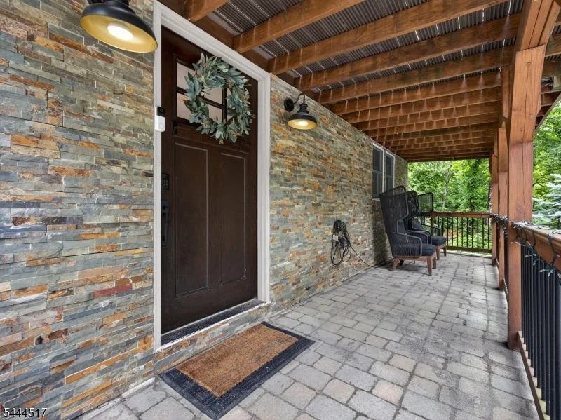 Photo of 6 Black Oak Trl