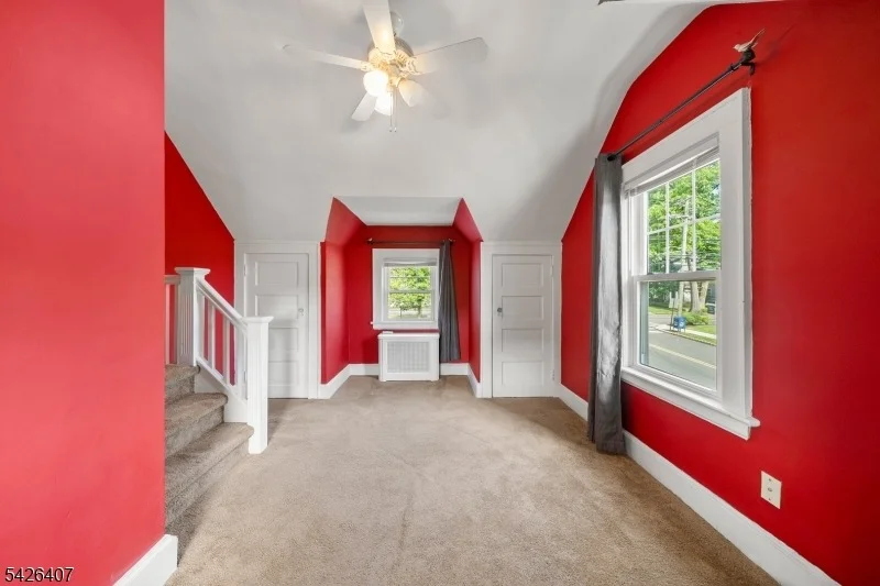 Photo of 192 Gregory Ave