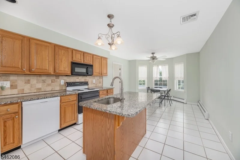 Photo of 17 Bailey Dr