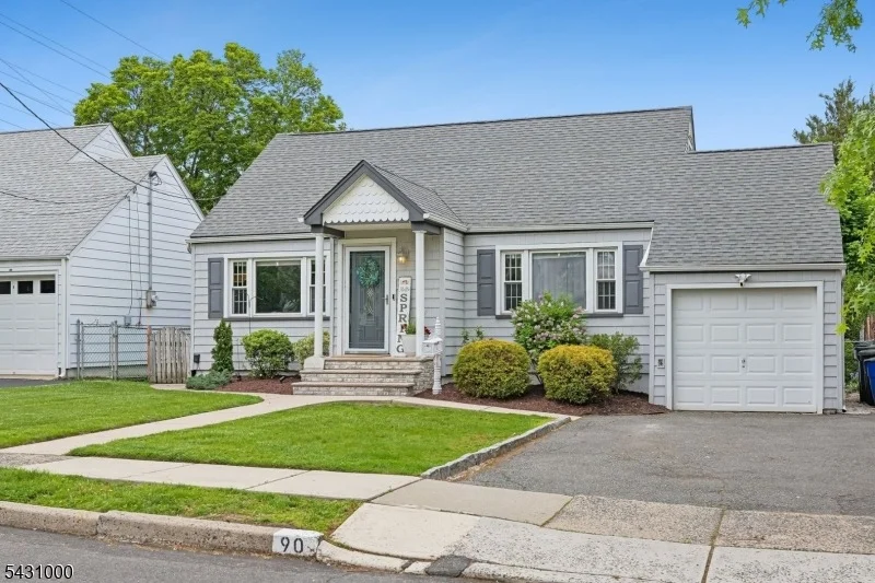 Photo of 90 Columbia Ave