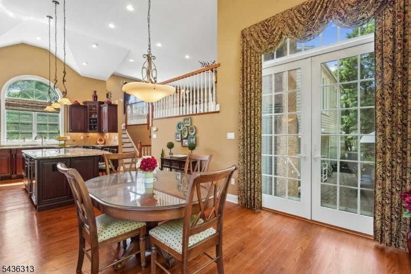 Photo of 18 Mary Ellen Dr