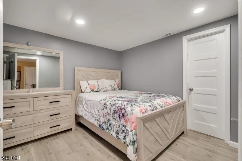 Photo of 12 Pierrepont Ave