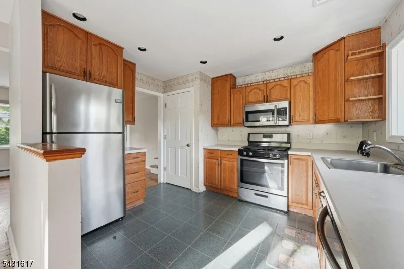 Photo of 111 Deerfield Rd