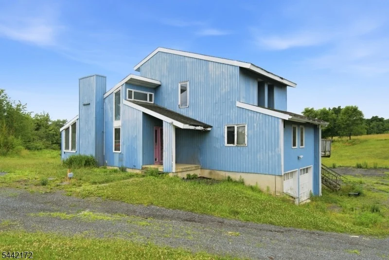 Photo of 175 Wertsville Rd