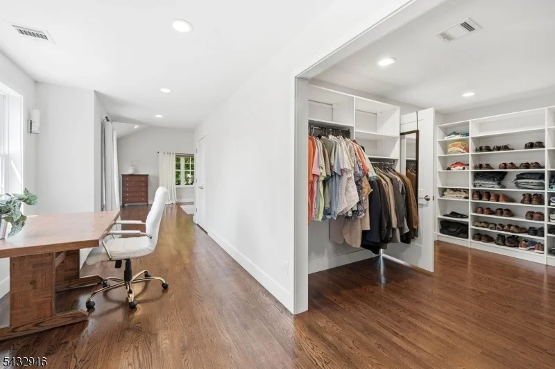 Photo of 3 Orient Way