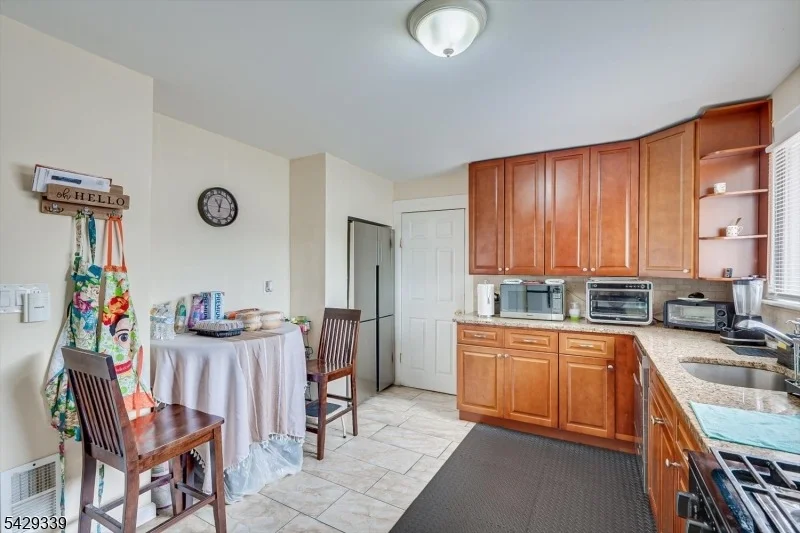Photo of 31 Romney Rd