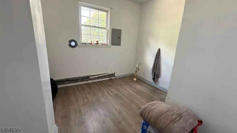 Photo of 640 E Front St