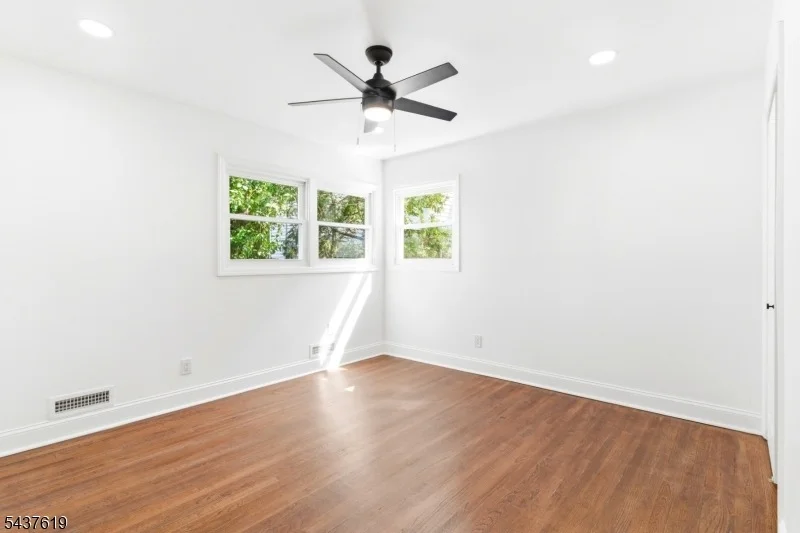 Photo of 135 Kenzel Ave