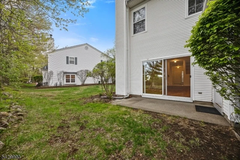 Photo of 35 Maple Ln