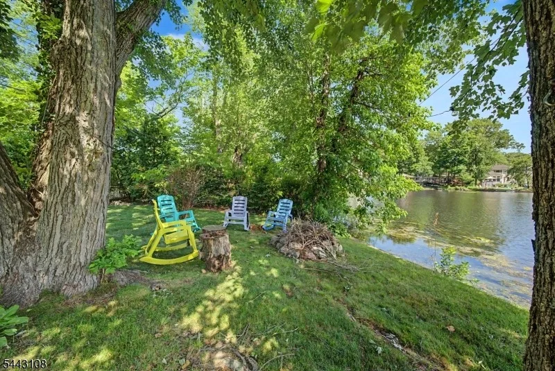 Photo of 2 SHAWNEE TRAIL