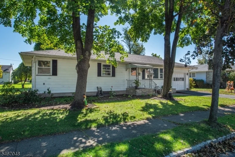Photo of 104 OAK STREET