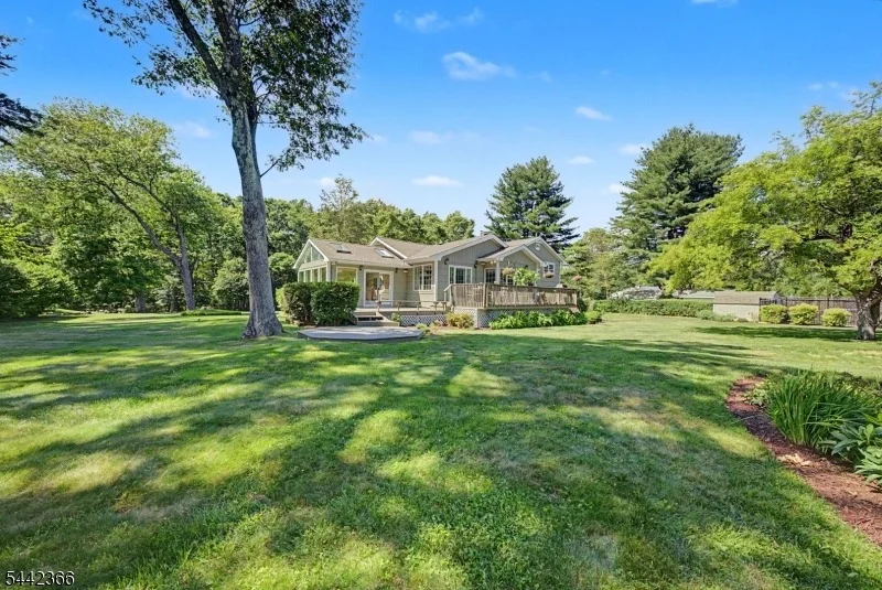 Photo of 28 Lyonsville Rd