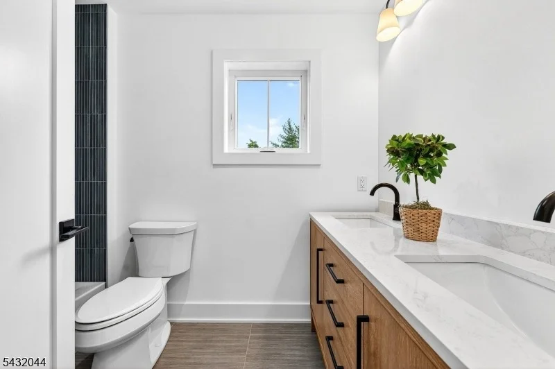 Photo of 301 Edgar Ave