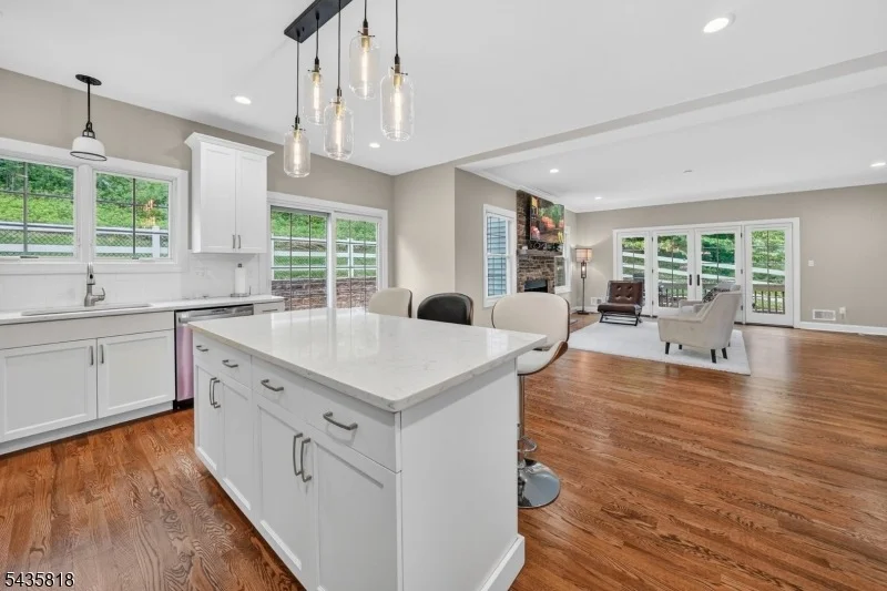 Photo of 74 Haggerty Dr