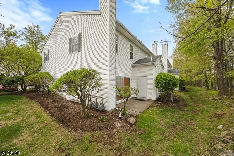 Photo of 35 Maple Ln