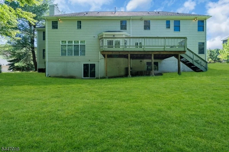 Photo of 15 Mattben Dr