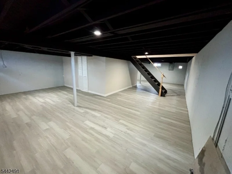 Photo of 9 Joan Pl