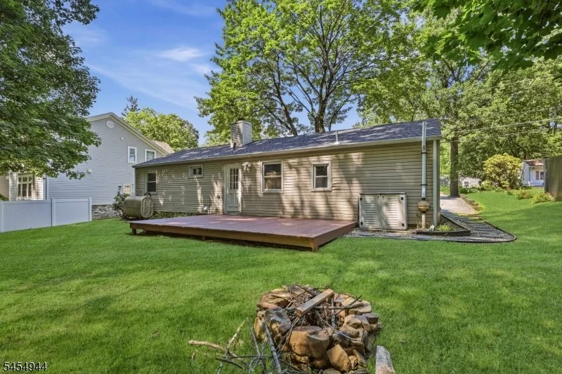 Photo of 51 Memory Ln