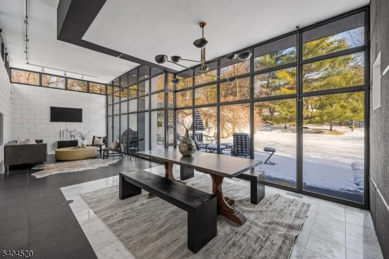 Photo of 451 Mountain Ave