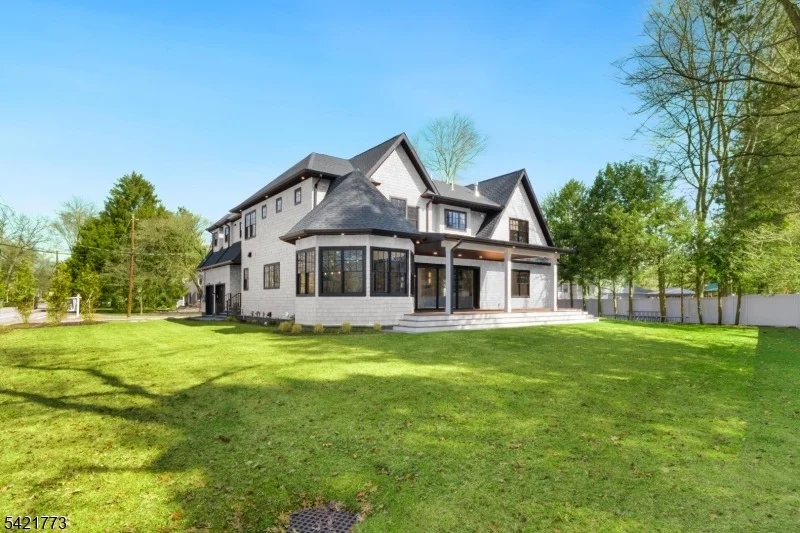 Photo of 803 Marshall Rd