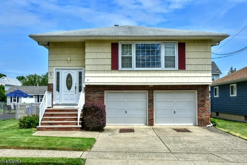 Photo of 23 Harrison Ave