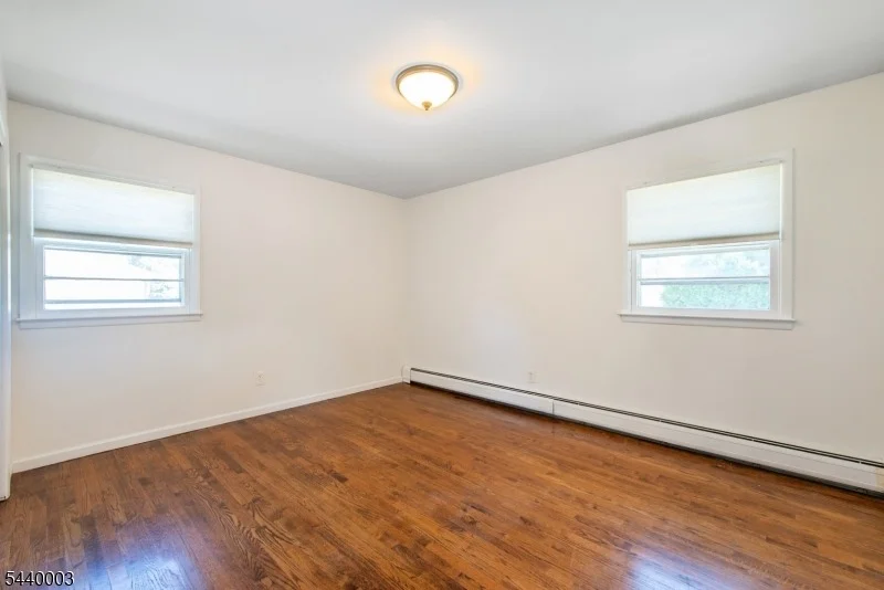 Photo of 8 Kennedy Dr