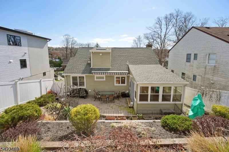 Photo of 59 Oakwood Dr