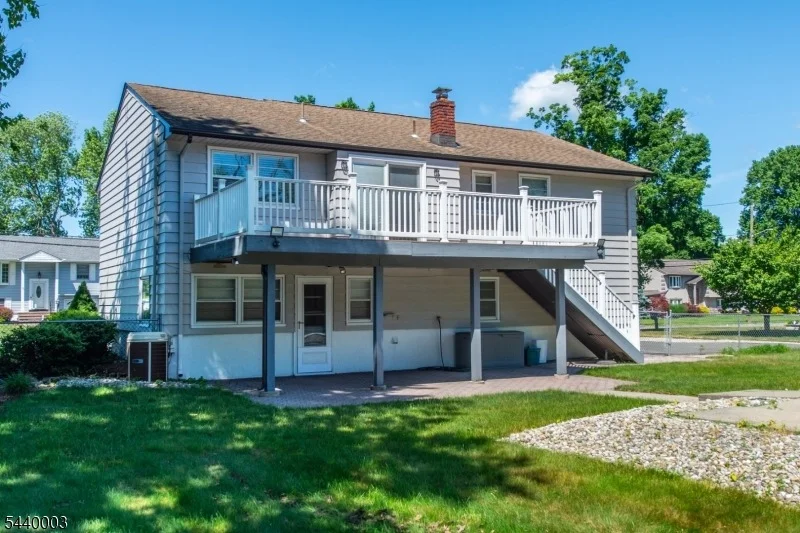 Photo of 8 Kennedy Dr