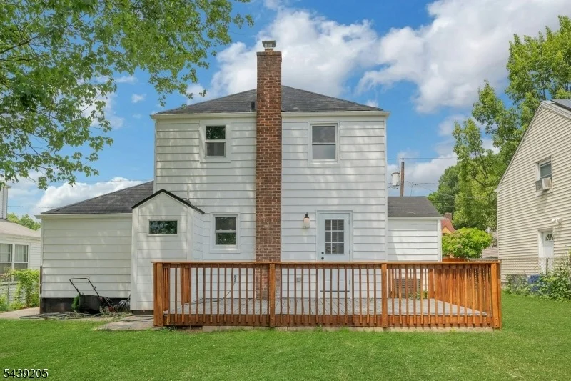 Photo of 12 Lerome Pl