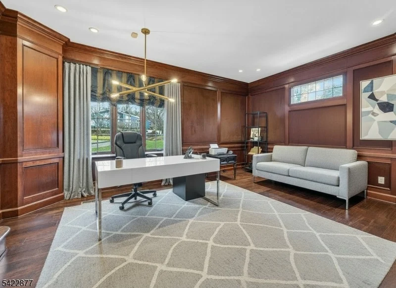 Photo of 54 Hamilton Dr