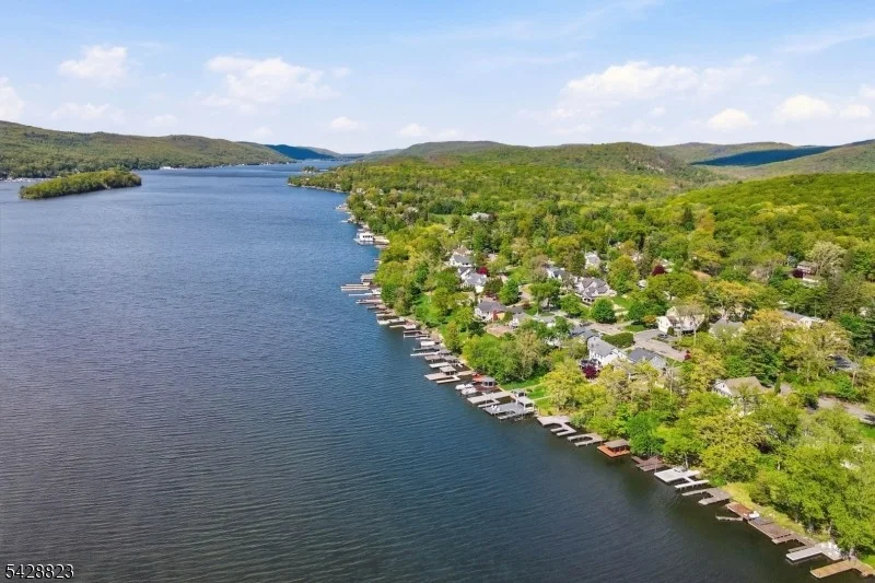 Photo of 206 Long Pond Rd