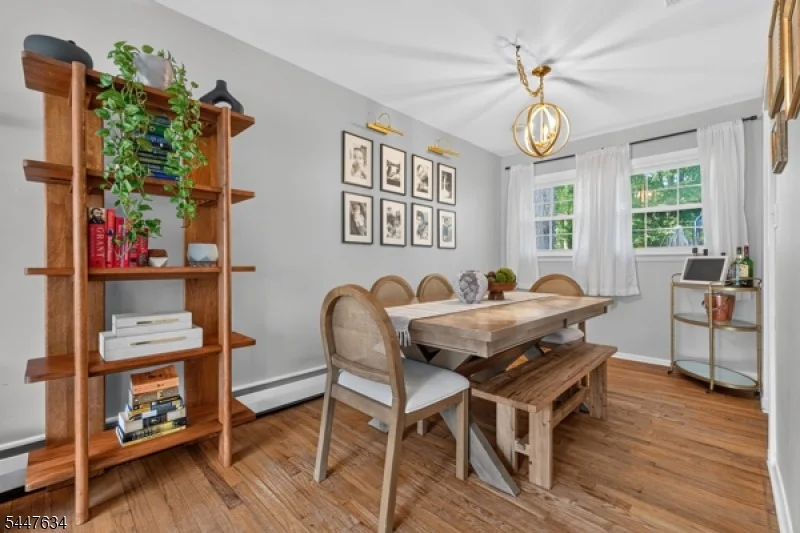 Photo of 15 Stonehill Rd
