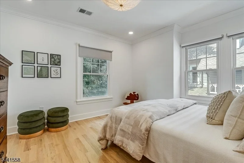 Photo of 27 Montclair Ave