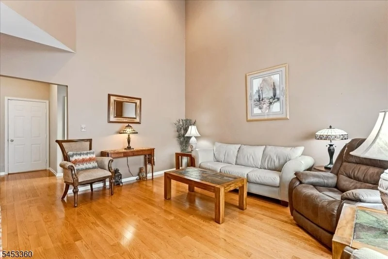 Photo of 23 Crescent Rd